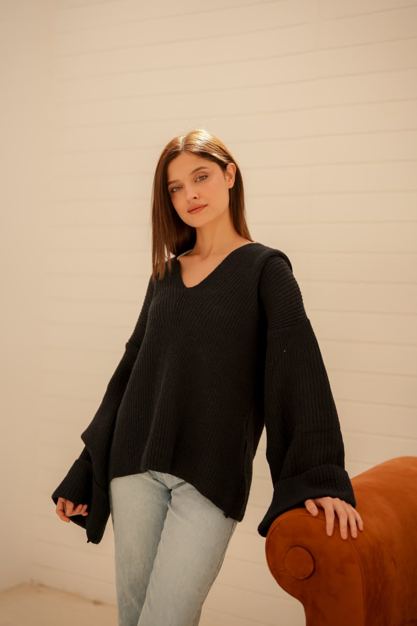 HOODED PULLOVER