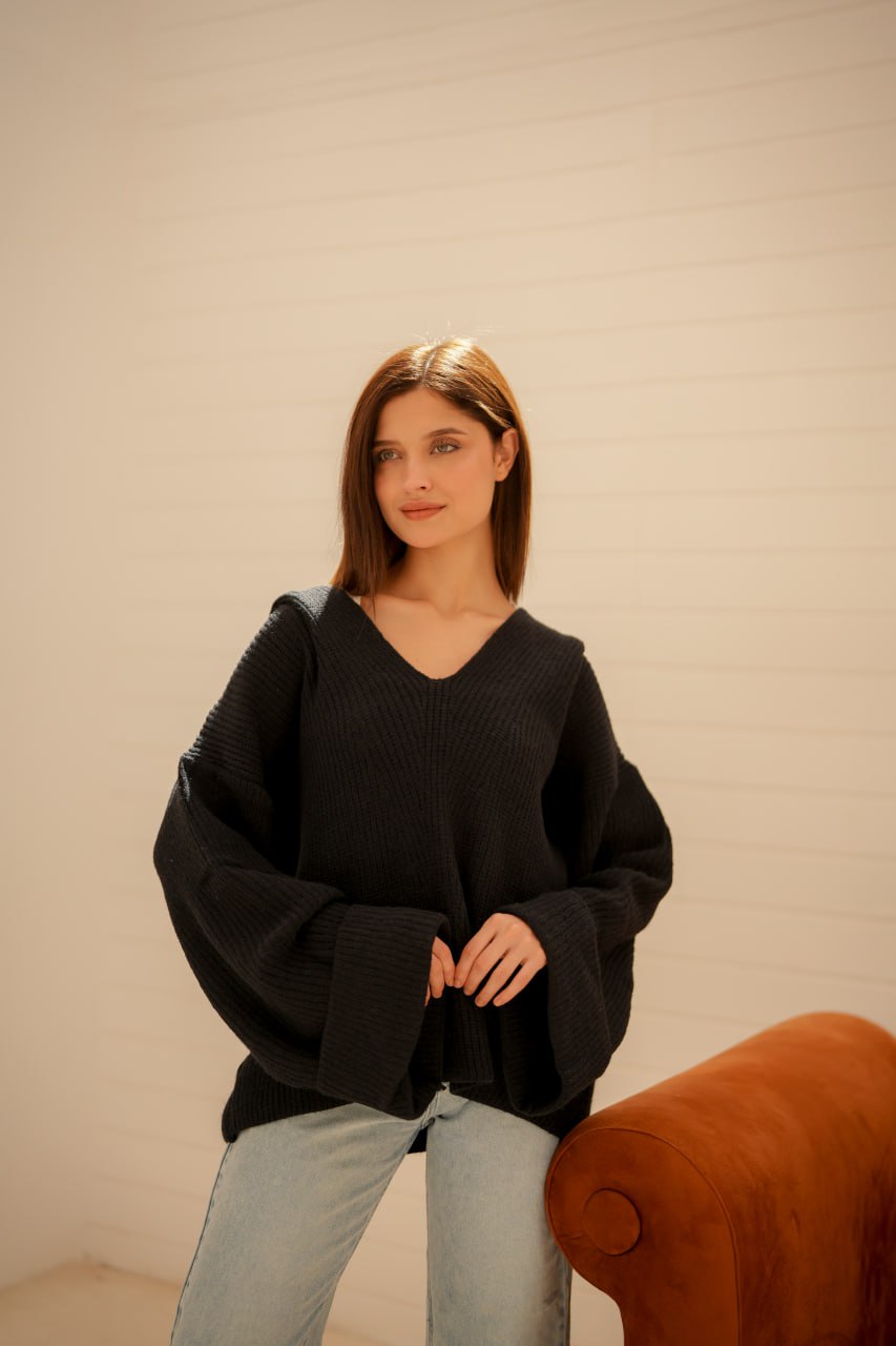 HOODED PULLOVER