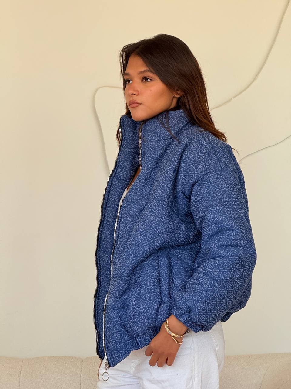 BOMBER JACKET
