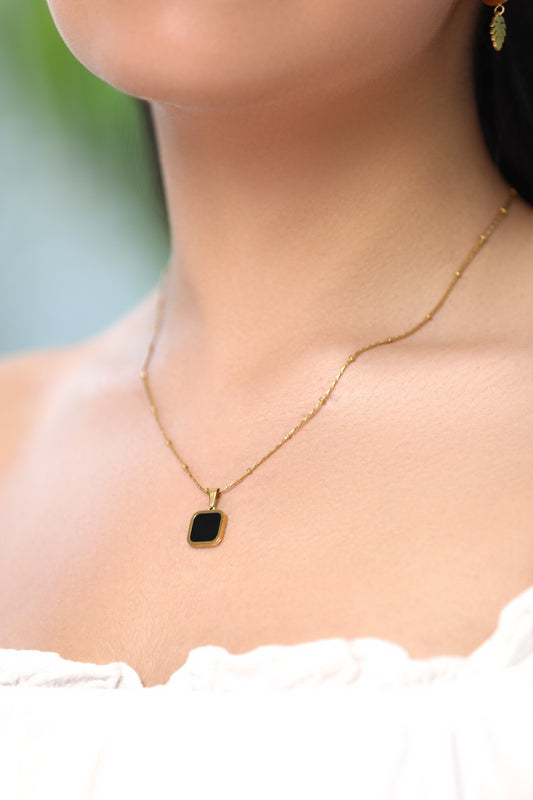 Black onyx necklace