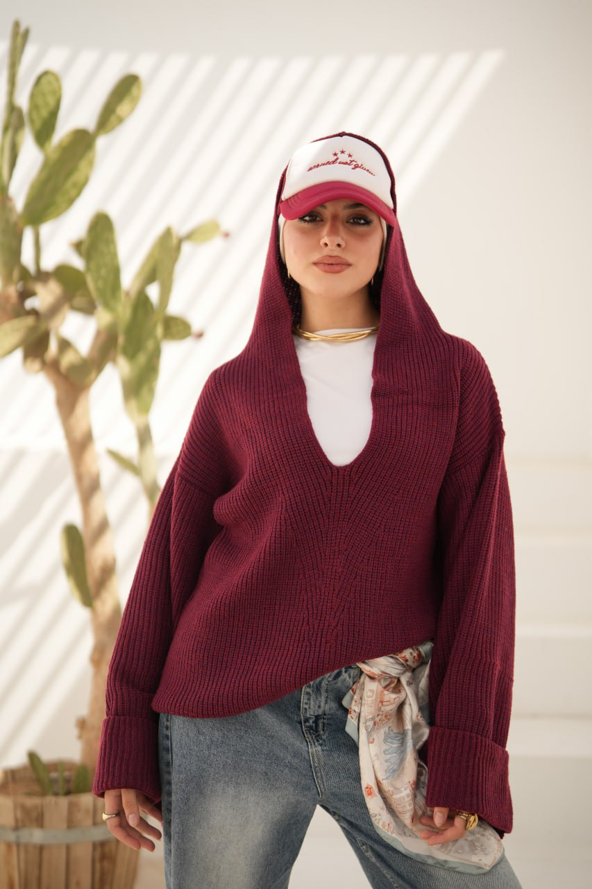 HOODED PULLOVER