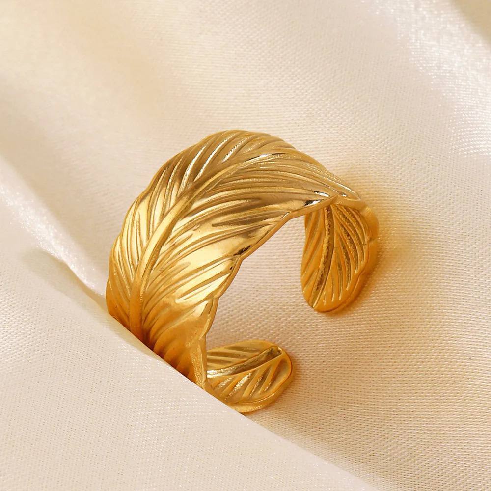 Gold Leaf Ring