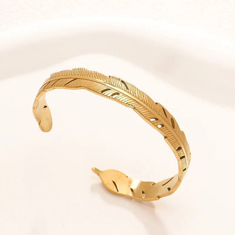 Hollow Bracelet