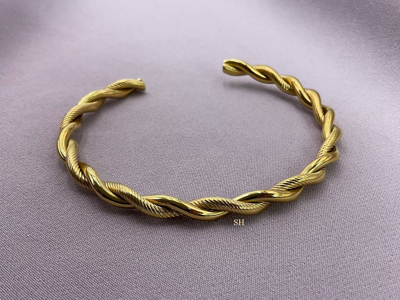 Twisted Bracelet