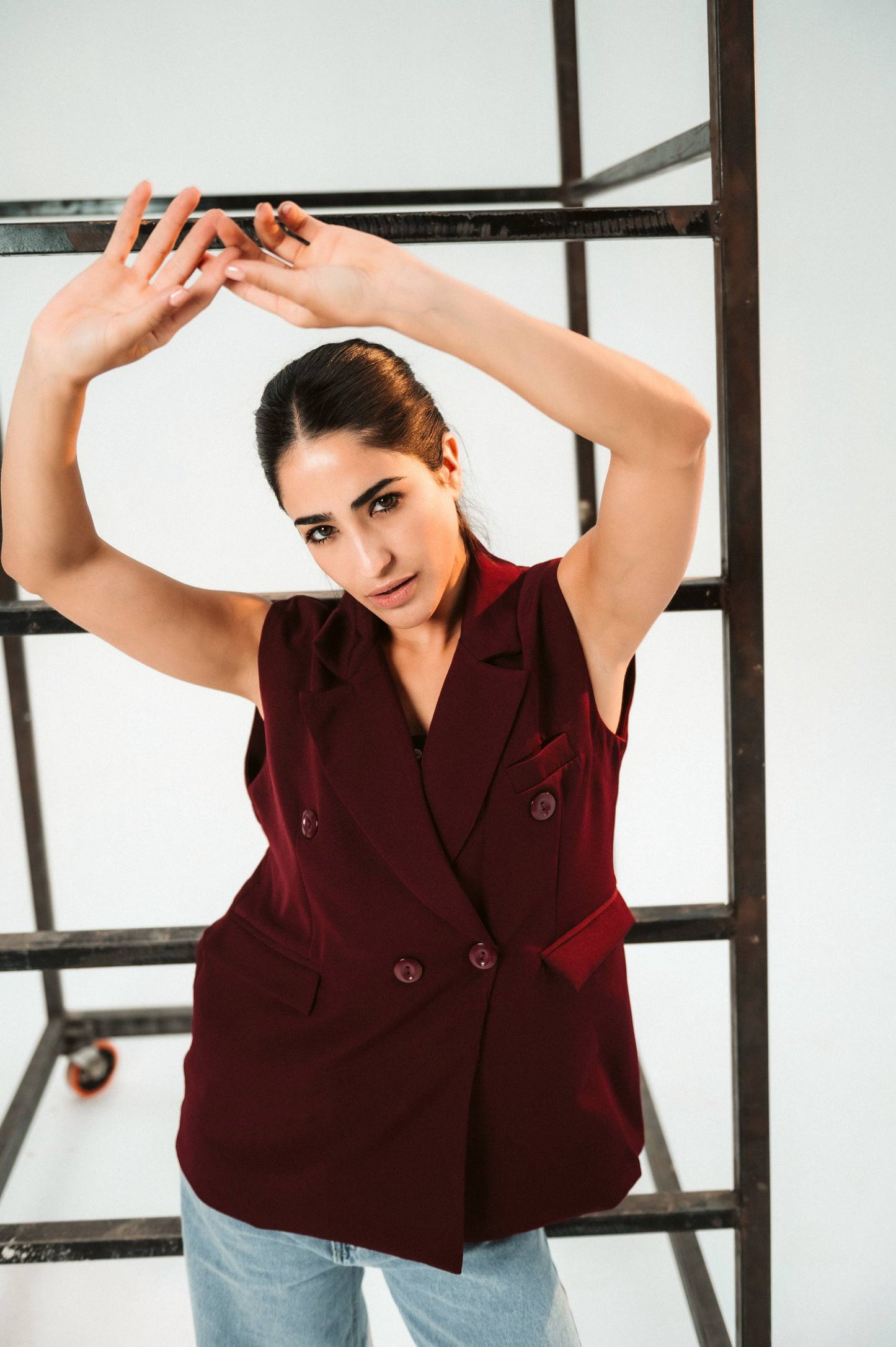 MEM TAILORED VEST
