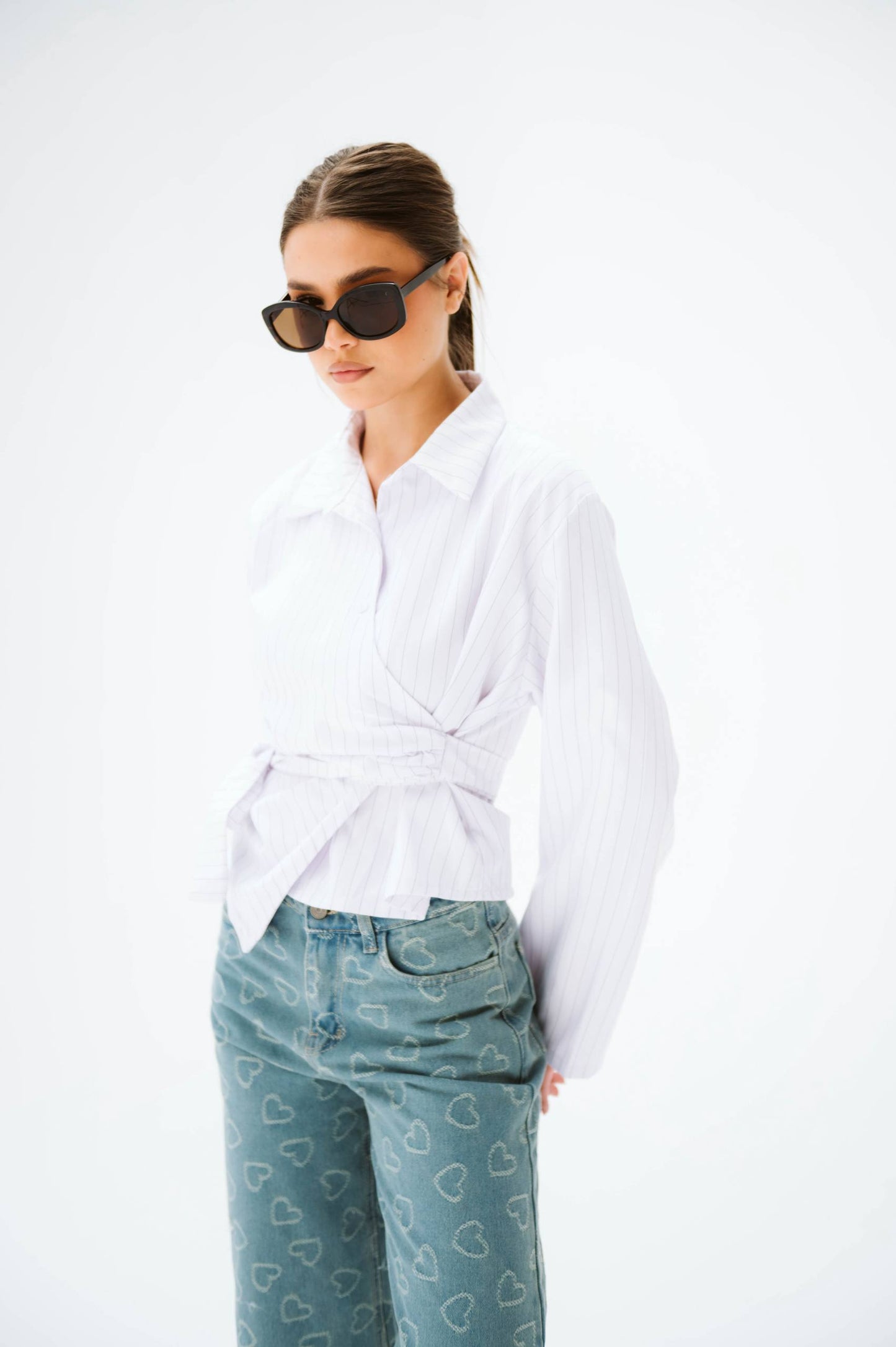 BELTED SHIRT