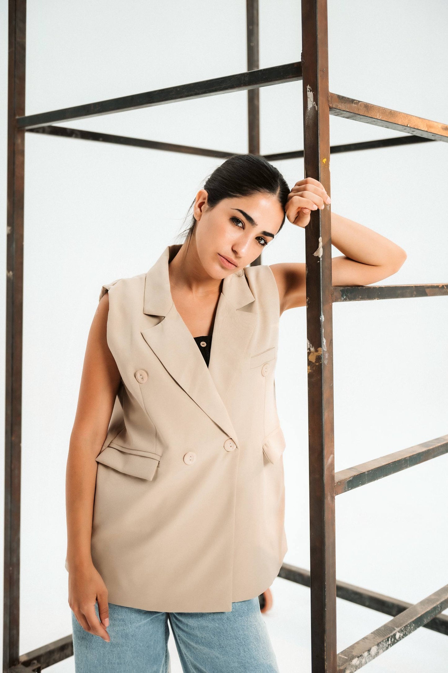 MEM TAILORED VEST