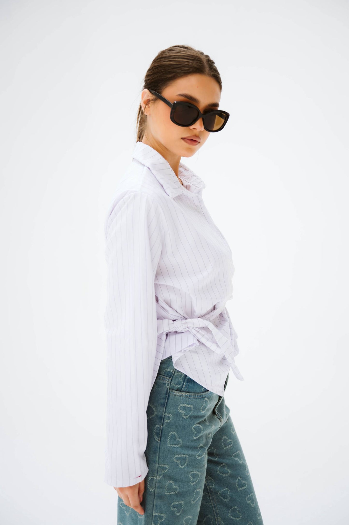 BELTED SHIRT
