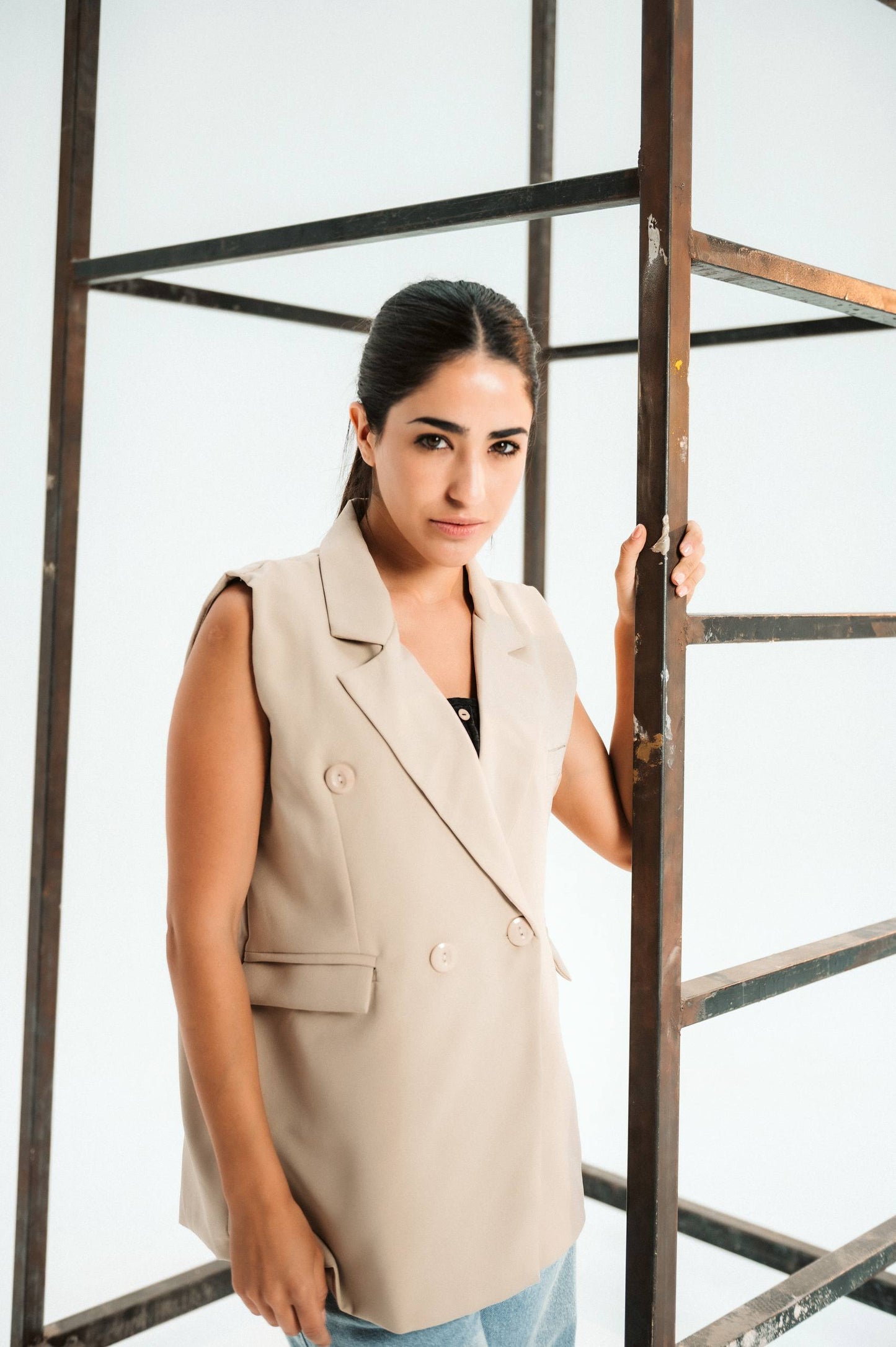 MEM TAILORED VEST