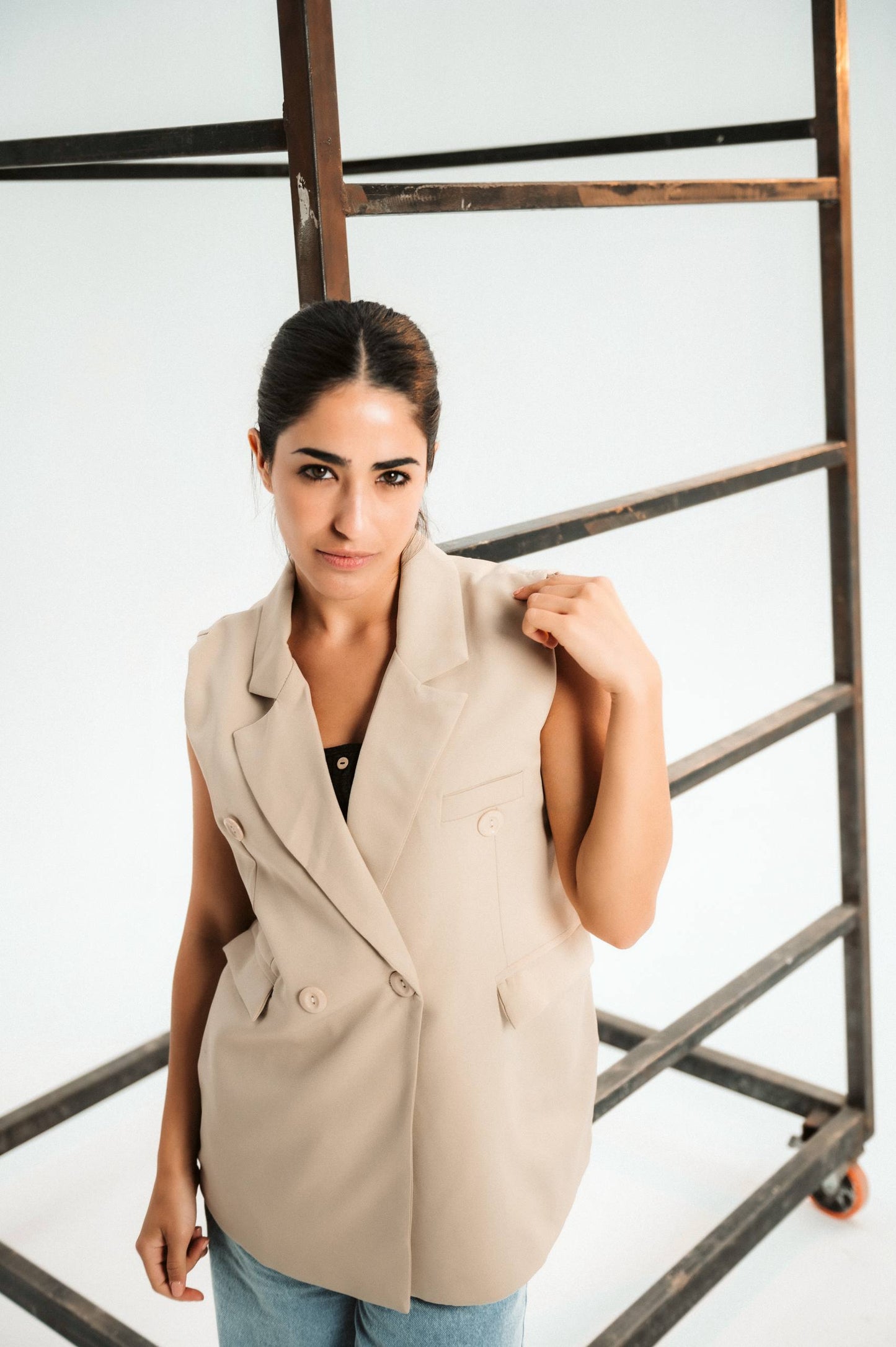 MEM TAILORED VEST