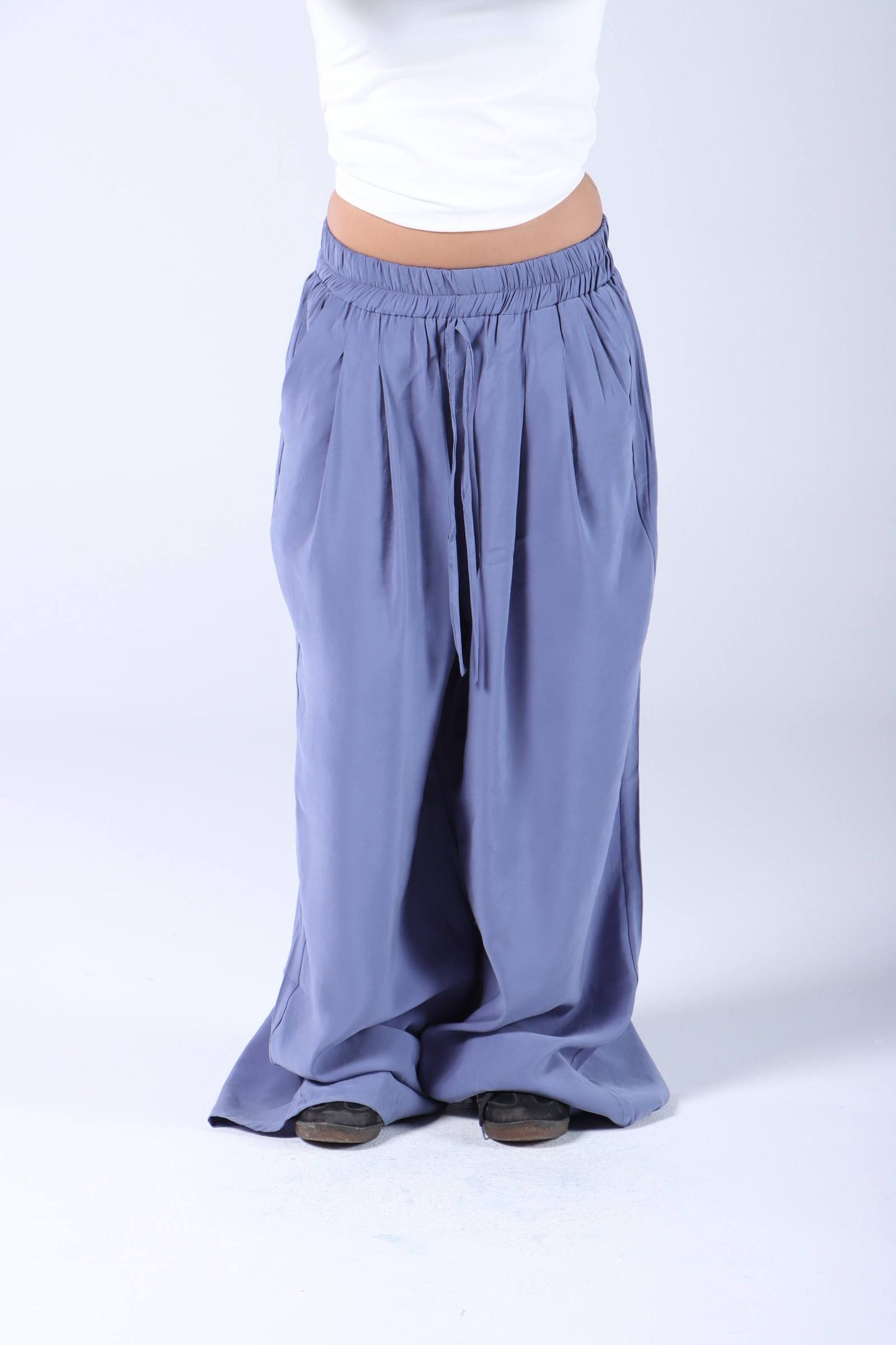 OVERSIZED PANTS 566